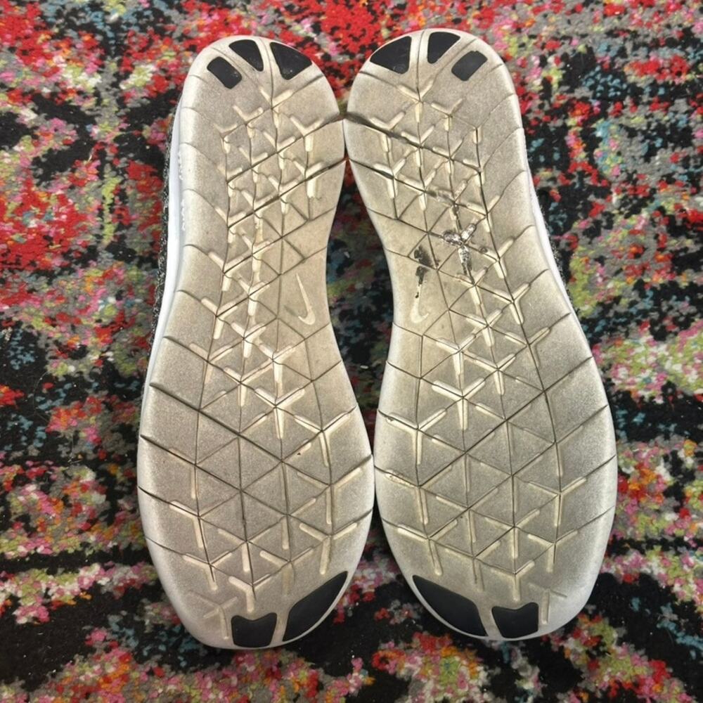 GUC Nike Wmns Free RN Flyknit White / Black Oreo Women's Running Shoe Sneaker 9 - Picture 2 of 10
